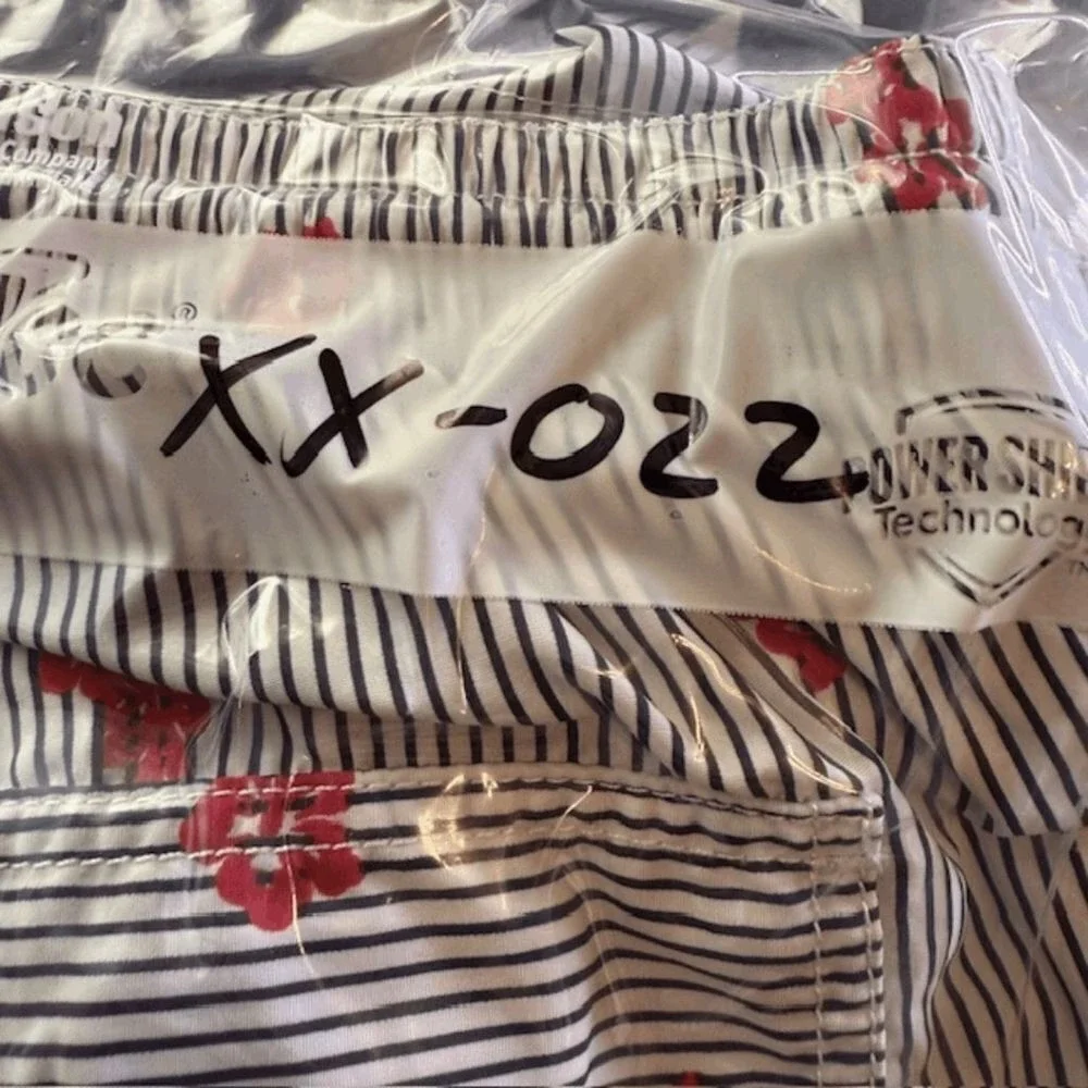 SurfCuz Mens Striped Swim Trunks Blue White Red Floral Mesh Lined Shorts Size‎ M